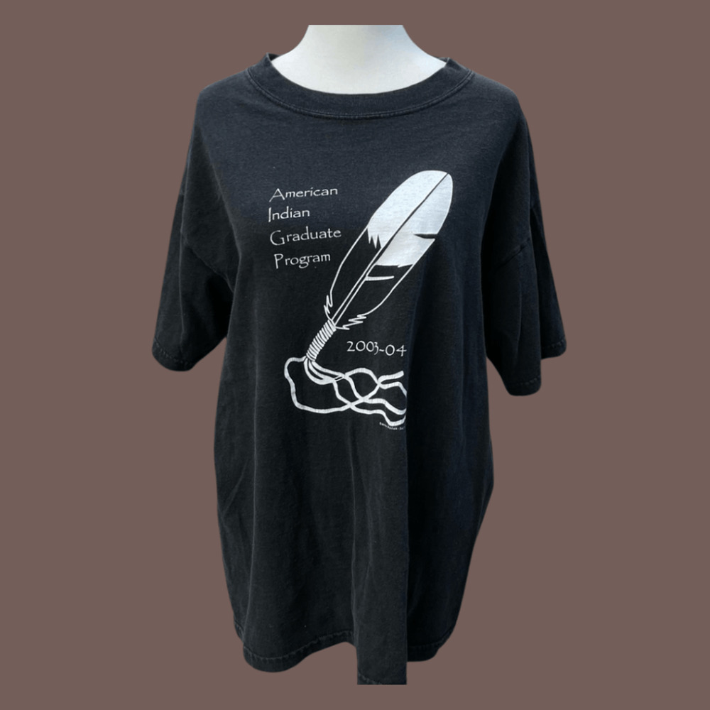 Gildan Graphic T-Shirt | Black & White | Size L | Vintage